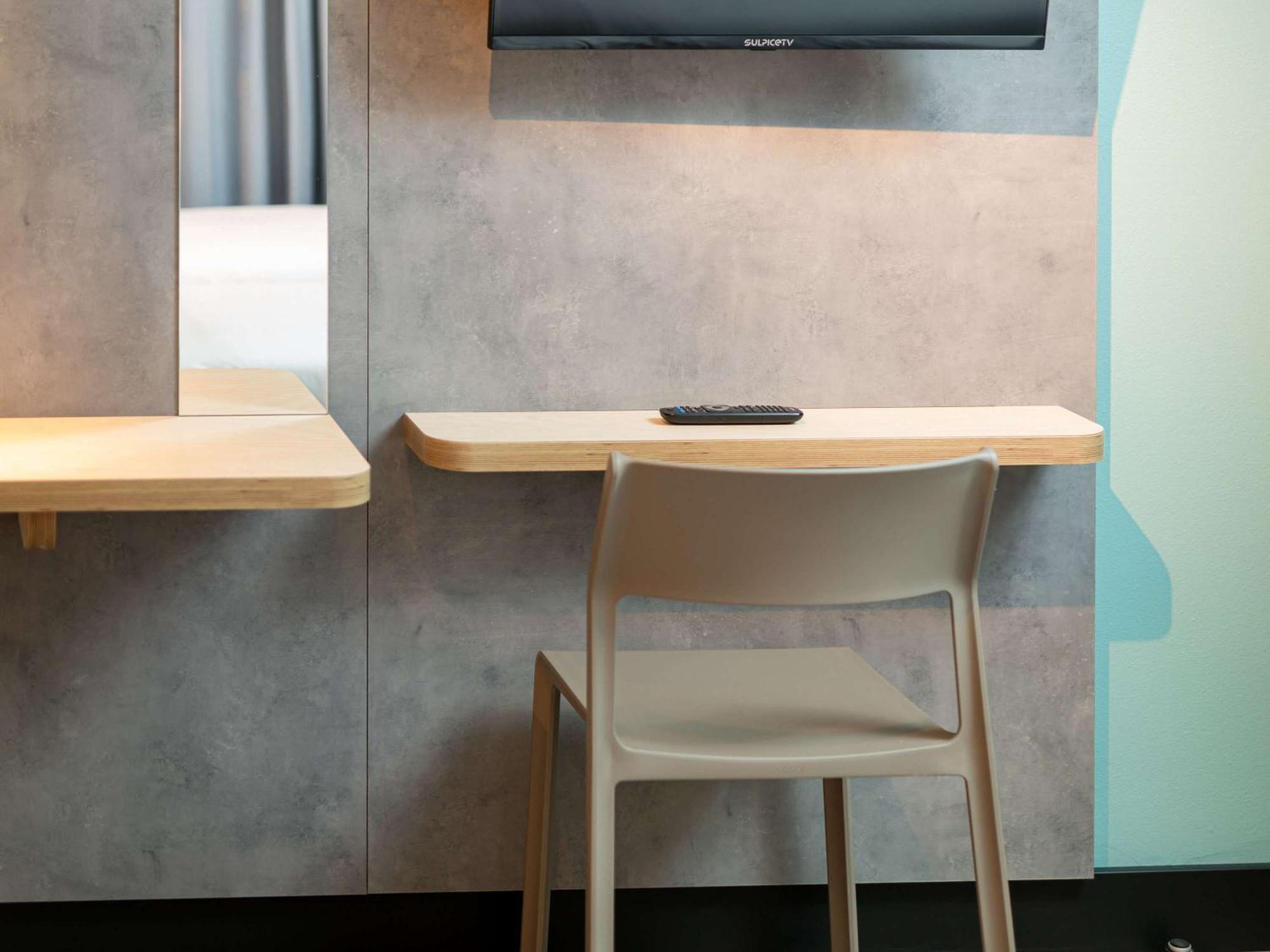 Ibis Budget Lyon Caluire Cite Internationale Εξωτερικό φωτογραφία