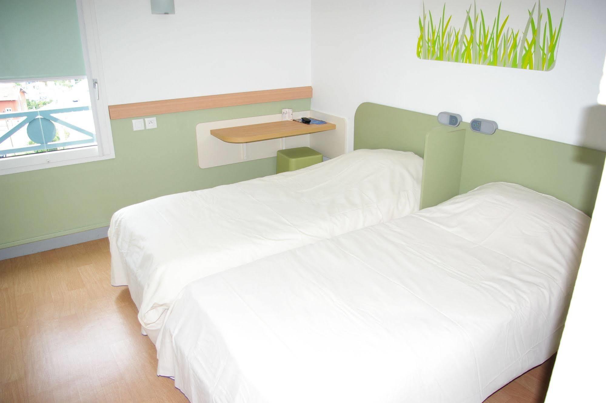 Ibis Budget Lyon Caluire Cite Internationale Εξωτερικό φωτογραφία